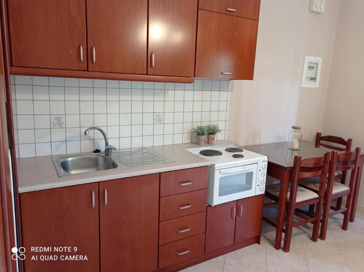 Nisos Family Apartments Yénion Esterno foto